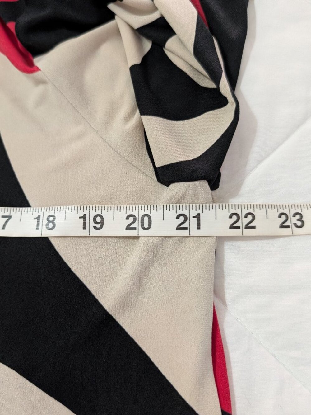 CLARA SUN WOO Top Womens M Multicolor Abstract Round Neck Ruffle Accent Pullover - Picture 9 of 10